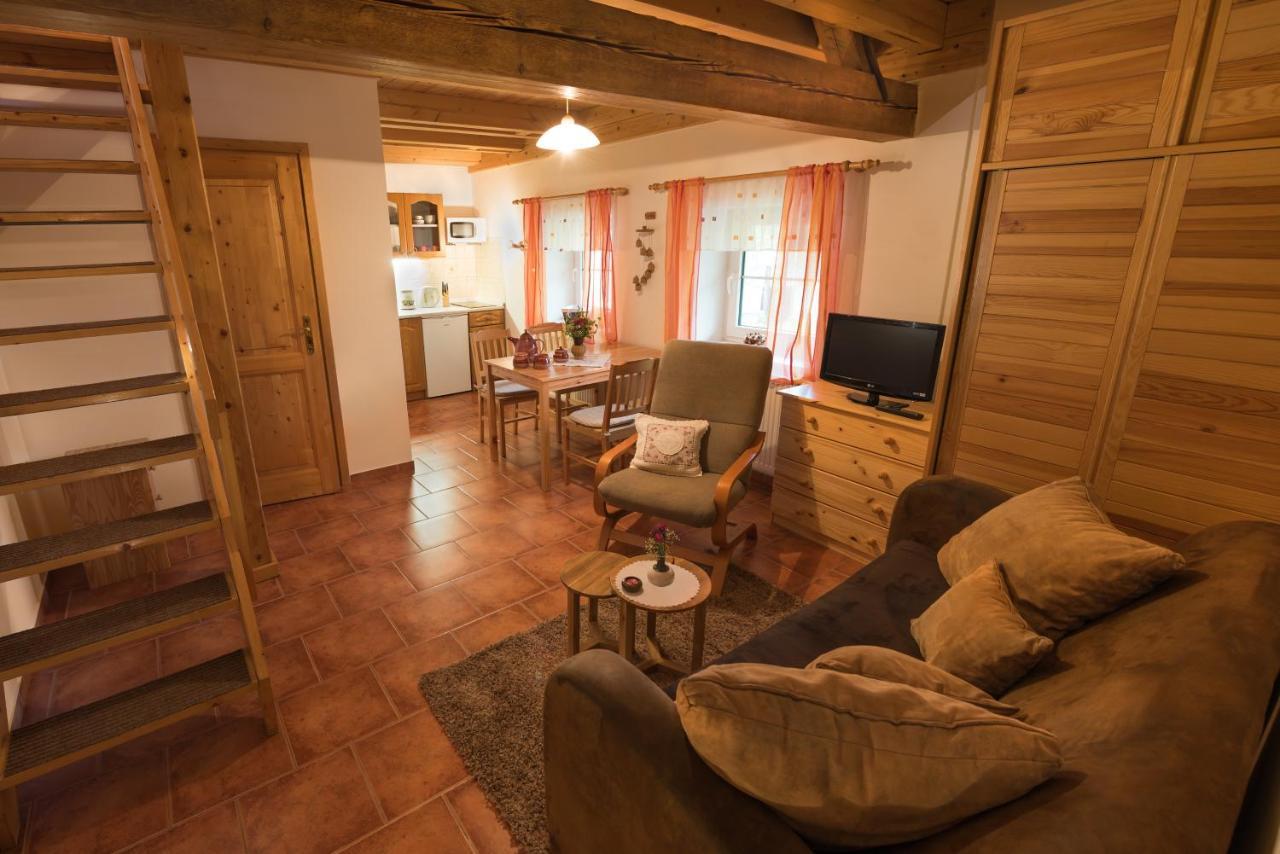 Apartmany Adrspach " U Kozaru " Teplice nad Metují Eksteriør billede